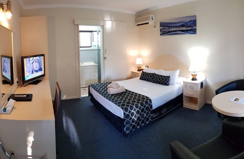 Coonabarabran Hotel | Amber Court Motel, Coonabarabran