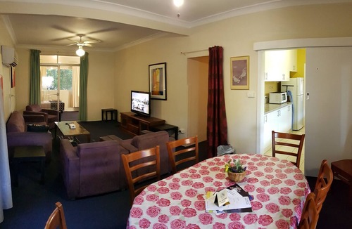 Coonabarabran Hotel | Amber Court Motel, Coonabarabran