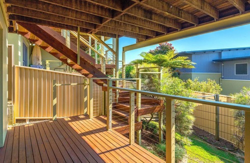 Angourie House | Angourie Blue 3 - Drop your bags, slip slop and slap and head to the beach