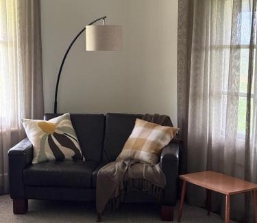 Spring Farm Apartment | Annabelle's Cottage