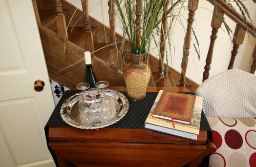 Hobart Central Business District House | Annies Garden Cottage