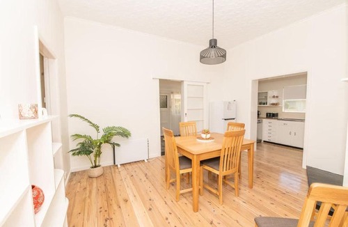 Orange House | Anson Cottage - 1900s CBD Home, Private & Practical