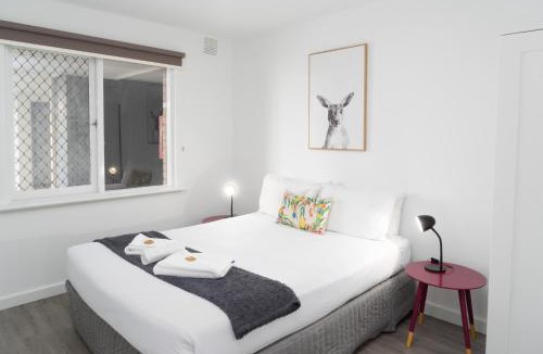 Rivervale Hotel | Apartment 16 Burswood