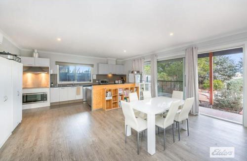 Axedale Apartment | Apartment