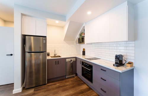 Woodside Hotel | Apartment - Fully equipped two-bedroom apartment