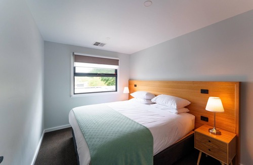 Woodside Hotel | Apartment - Fully equipped two-bedroom apartment