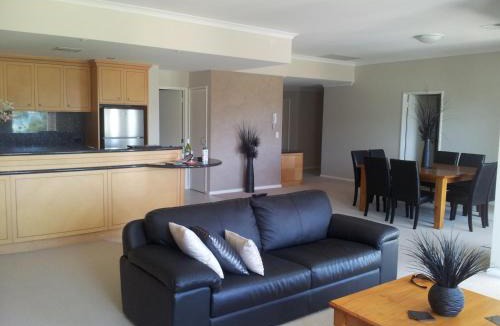 Rockingham Apartment | Apartments in Australia