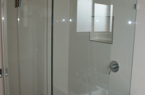 Apollo Bay Hotel | Apollo Bay Motel and Apartments