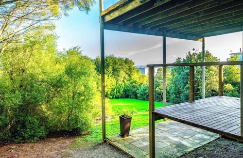 Apollo Bay House | Apollo Ocean Blue Ocean View Wi-Fi Pet Friendly