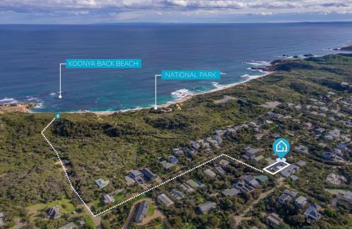 Blairgowrie House | Aqua Luna - Stylish Retreat by Koonya Ocean Beach
