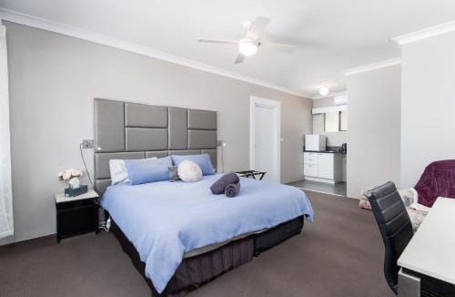 Kurrajong Heights Hotel | Archibald Hotel