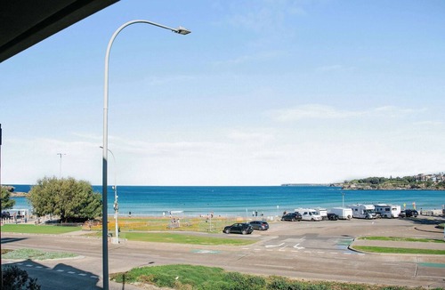 Bondi Beach Apartment | Architect-Designed Beach View Apartment Bondi