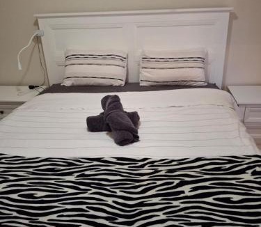 Armidale City Centre House | Armidale Central Guest House