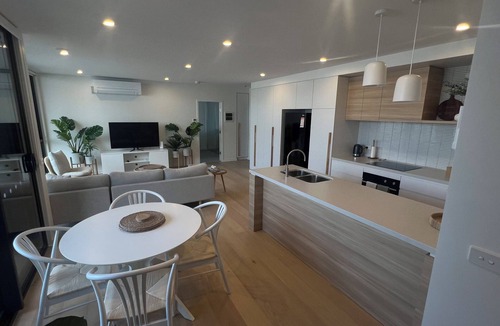 Barwon Heads Apartment | ArmsReach Coastal Luxury getaway