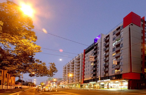 Carlton South Hotel | Arrow on Swanston