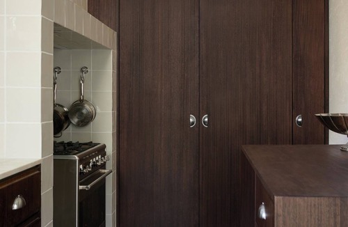 Middle Park Apartment | Art Deco Boutique Bespoke Brilliance + Beach&Park