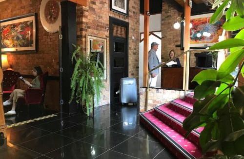 Launceston CBD Hotel | Art Hotel on York