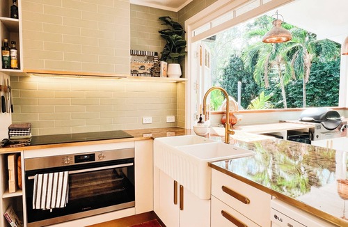 Port Douglas House | Artists' Beach House, on the beach path