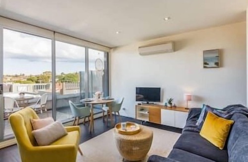 Glen Iris Apartment | Artists Loft, Pied a ‘Terre