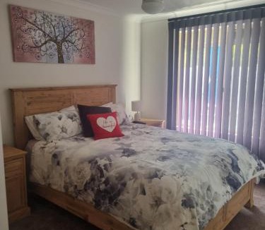 Ascot Bed & Breakfast | Ascot Air and River bed and breakfast