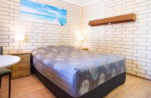 Davenport Hotel | Augusta Budget Motel