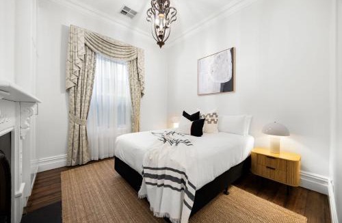 Brompton House | Aurora House - Heritage-style meets City Convenience