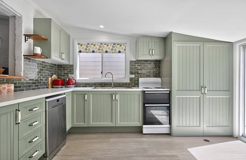 Orange East House | Autumn Leaf Cottage - Close to CBD, Heritage Charm
