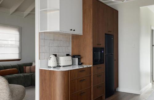 Merewether House | Avalon, by Follo