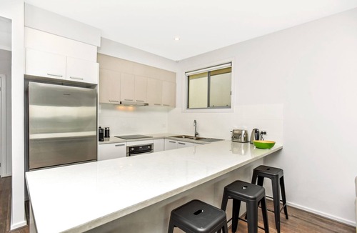 Sellicks Beach House | Avaya Beachhouse: Sellicks Beachfront Getaway