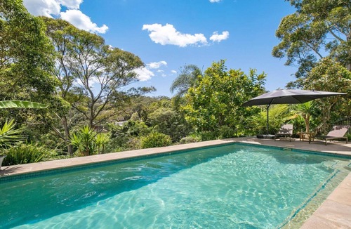 Avoca Beach House | AVOCA COAST HOUSE | Pool , WIFI | Accom Holidays