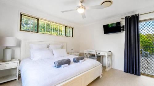 Avoca Beach House | Avoca Sands Family and Pet Friendly Beach House