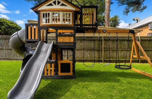 Avoca Beach House | Avoca Sands Family and Pet Friendly Beach House