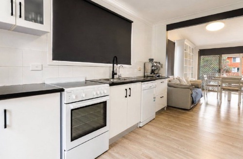 Avoca Beach House | Avoca Sands | Family and Pet Friendly Beach House