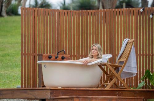 Mount Jagged Bed & Breakfast | Away At Ancell