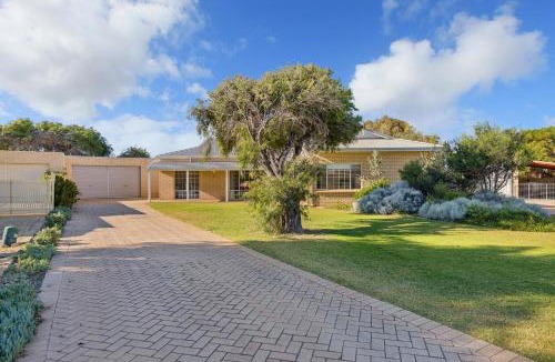 Lancelin House | Ayres Escape