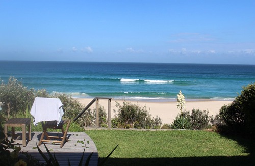 Boomerang Beach House | Azure on the Beach 2 Top 10 Beach House.