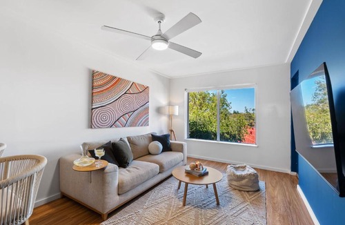 Scarborough Apartment | Azure Walk - Short Walk to the Beach