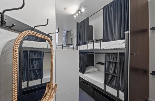 Surry Hills Hostel | Azzurro Pod Hotel Central Sydney