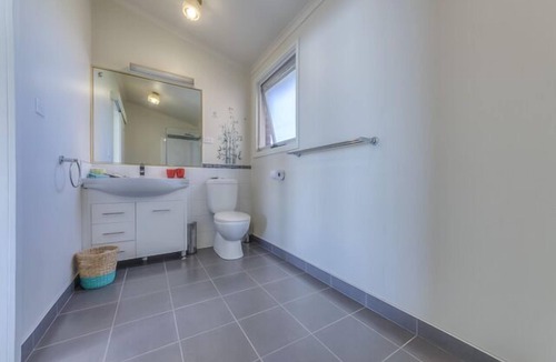 Portarlington House | Baieview Vacation Rental
