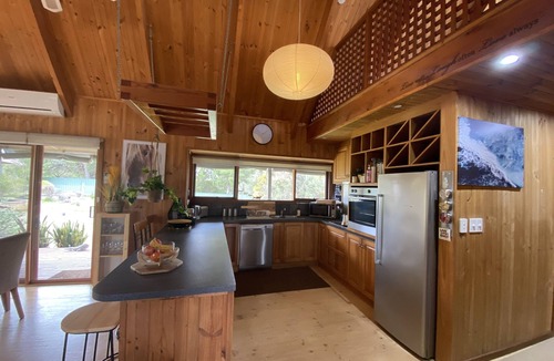Lake Wangary Cabin | Bali Eco Paradise
