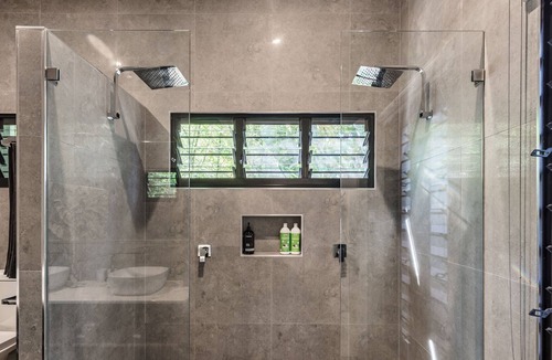 Nightcliff House | Bali inspired hideaway with plunge Pool & separate Villa