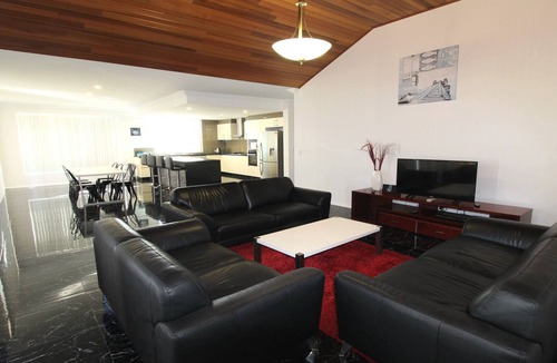 Jurien Bay House | Balkana: 4 BR, 2 BA House in Jurien Bay, Sleeps 10