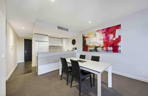 Lake Wendouree Apartment | Ballarat - On the Lake with gift voucher