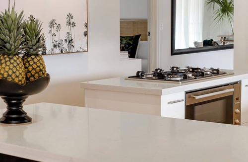 Frankston South House | Bangalay Palms - 4pm check out on Sundays*
