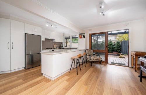 Port Melbourne House | Bank House Port Melbourne