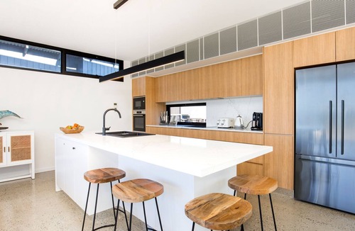 Culburra Beach House | Banksia - Absolute Beachfront
