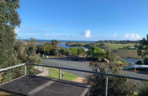 Lakes Entrance House | Banksia Waters