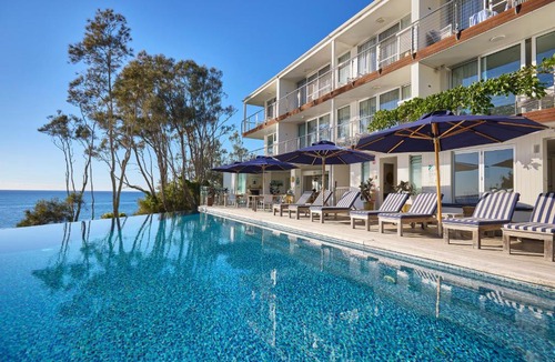 Mollymook Beach Hotel | Bannisters by the Sea Mollymook