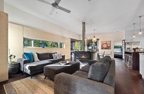 Margaret River House | Banyandah - Dog Friendly - Family & Groups Welcome