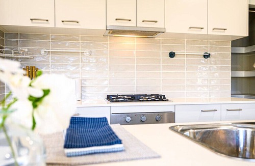 Bardia House | Bardia Convenient | Adorable Modern 4 Br House